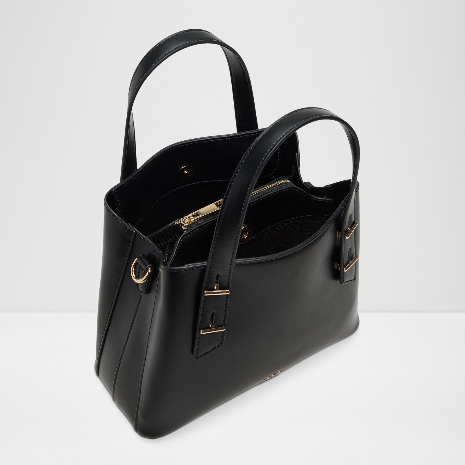 Zarria / Satchel