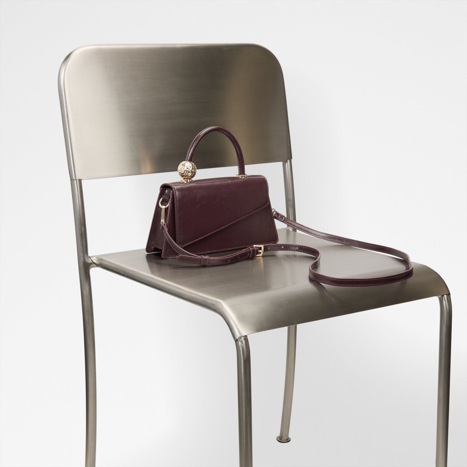 Zarriza / Top Handle