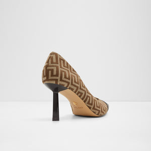 Zenni / Heeled Shoes