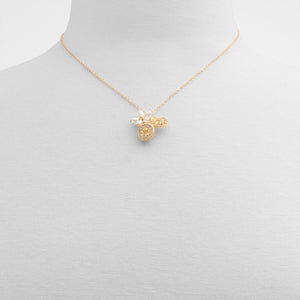 Zestie / Necklaces