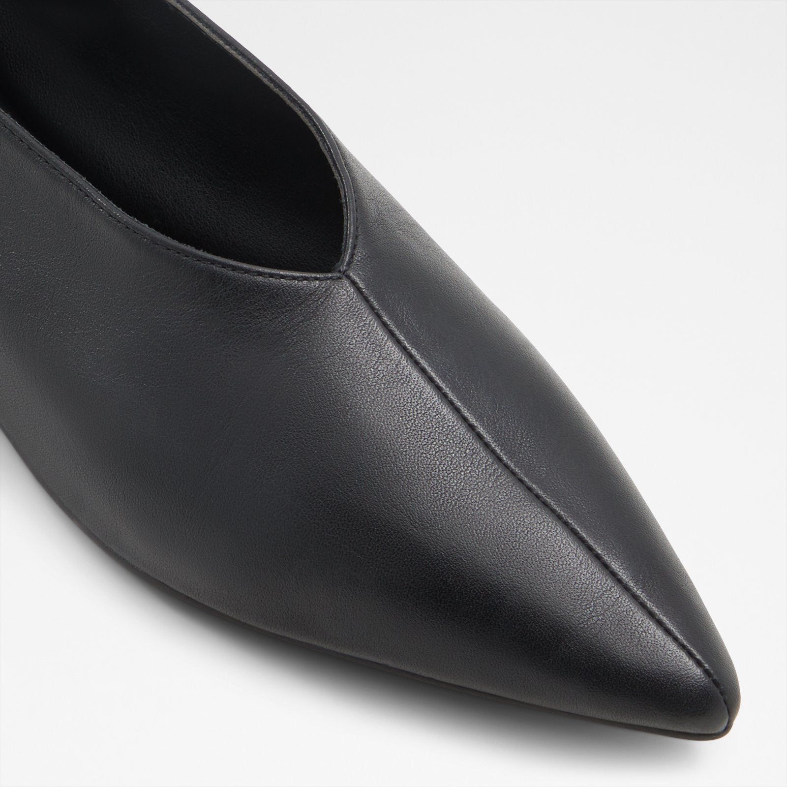 Zolissa / Slip Ons