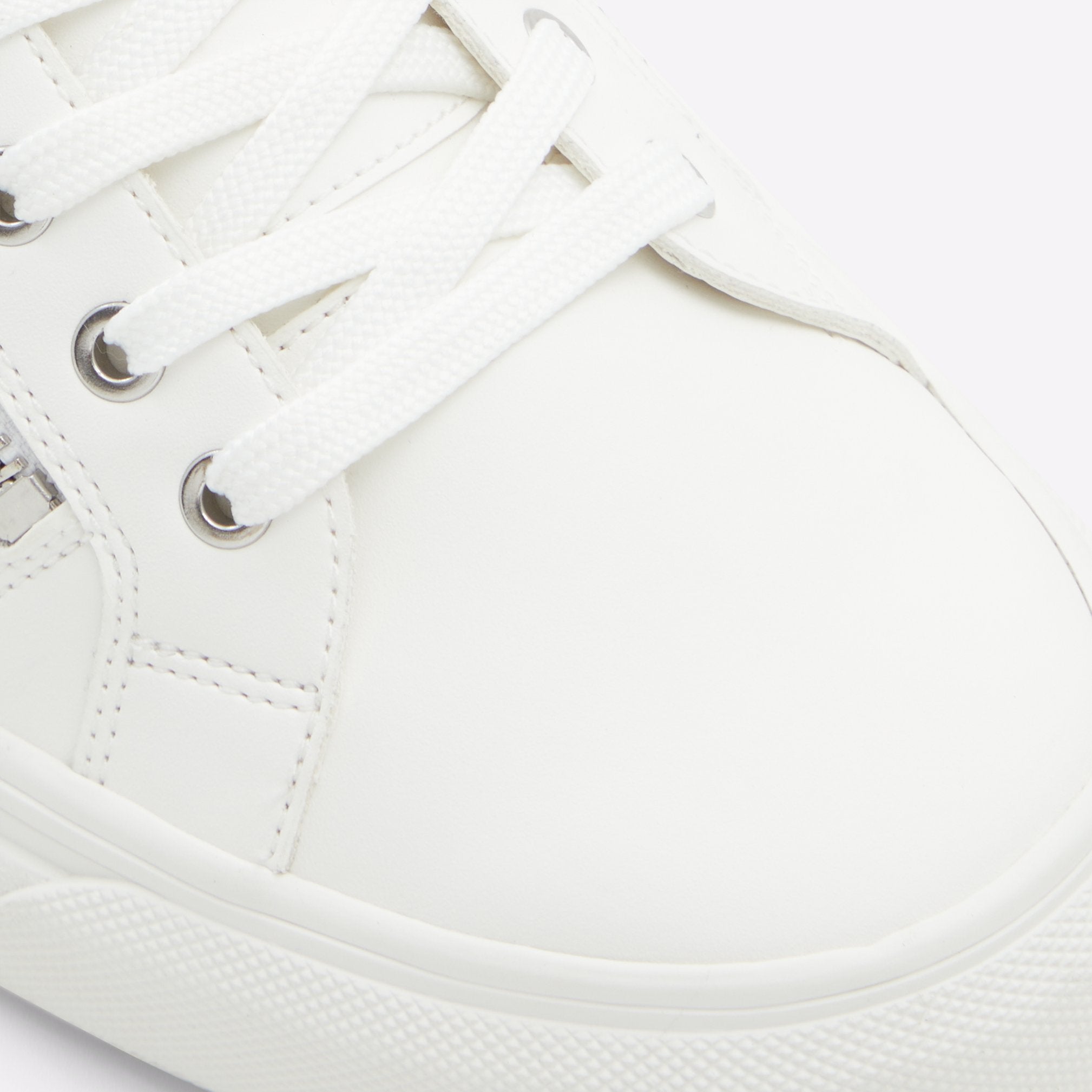 Bowsprit Men Shoes - White - ALDO KSA