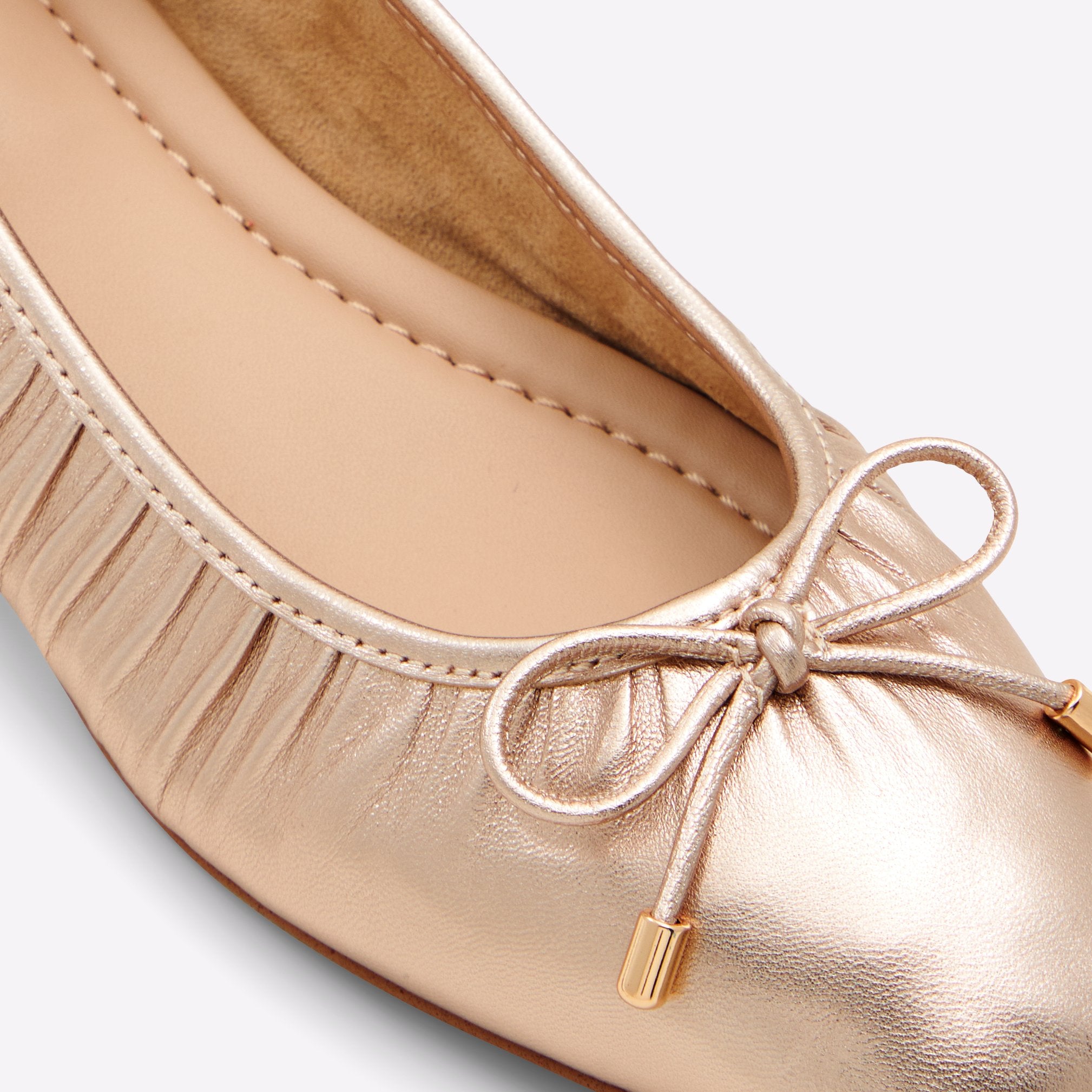 Rose gold ballerinas 2025