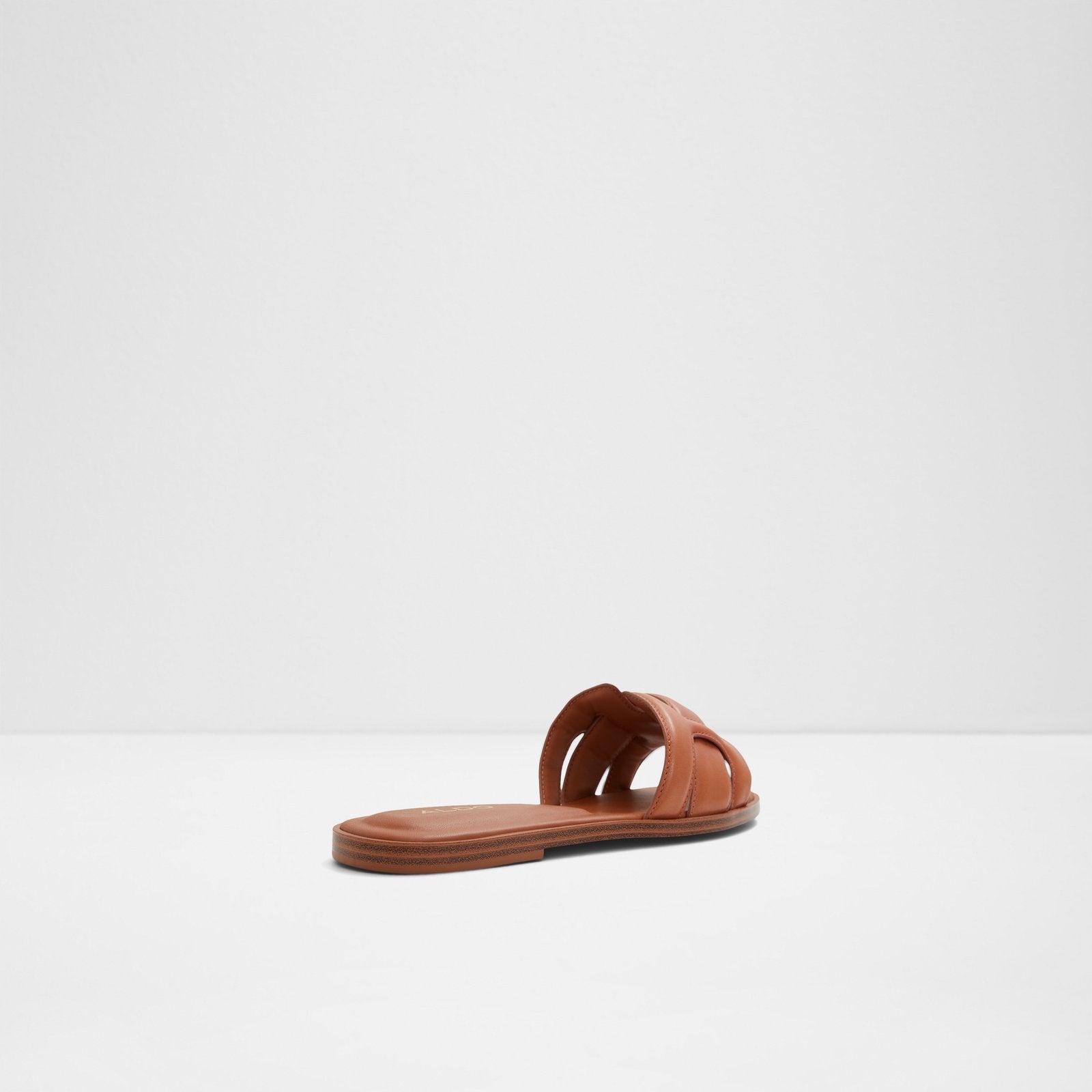 Elenaa / Flat Sandals