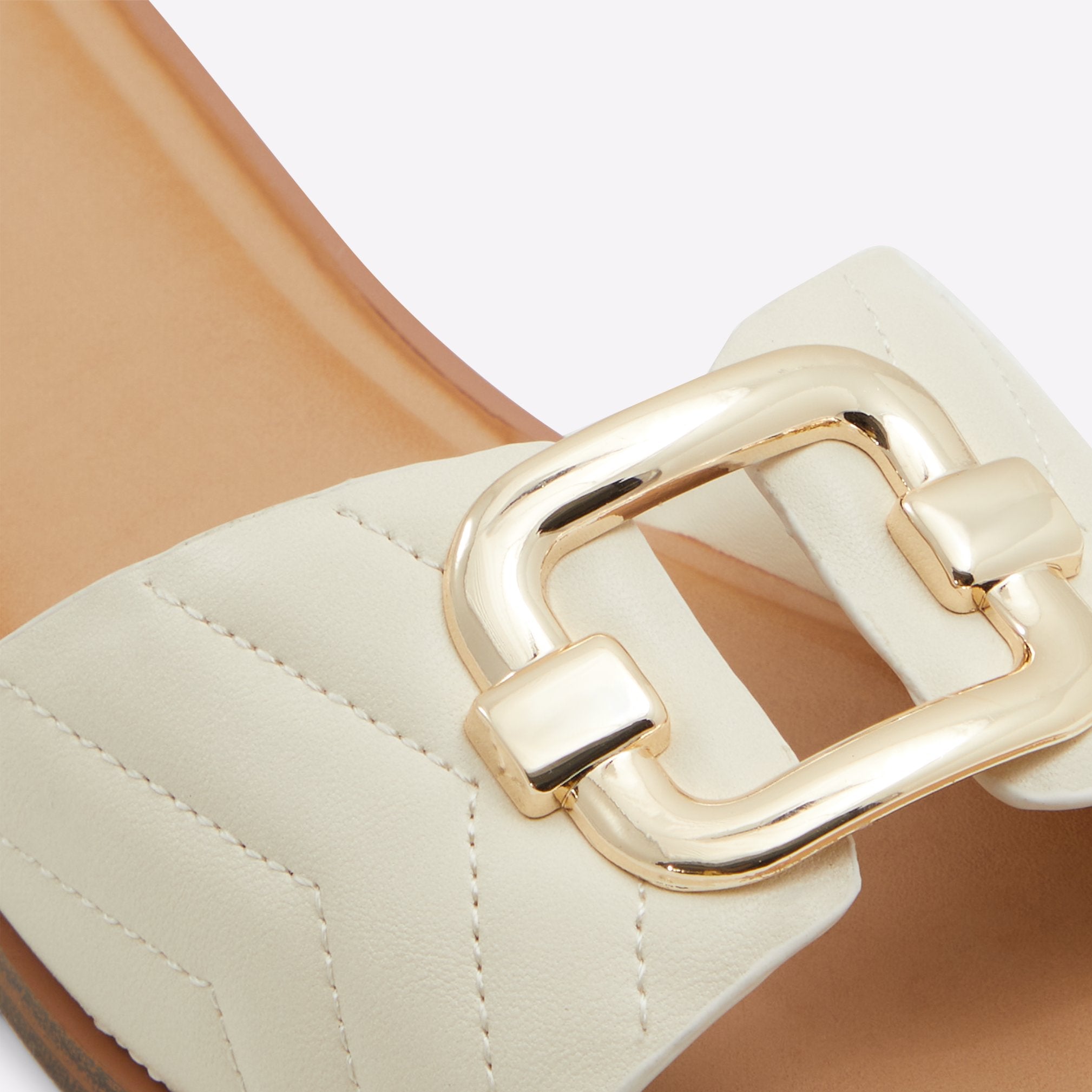 Qelajar Women Shoes - White - ALDO KSA