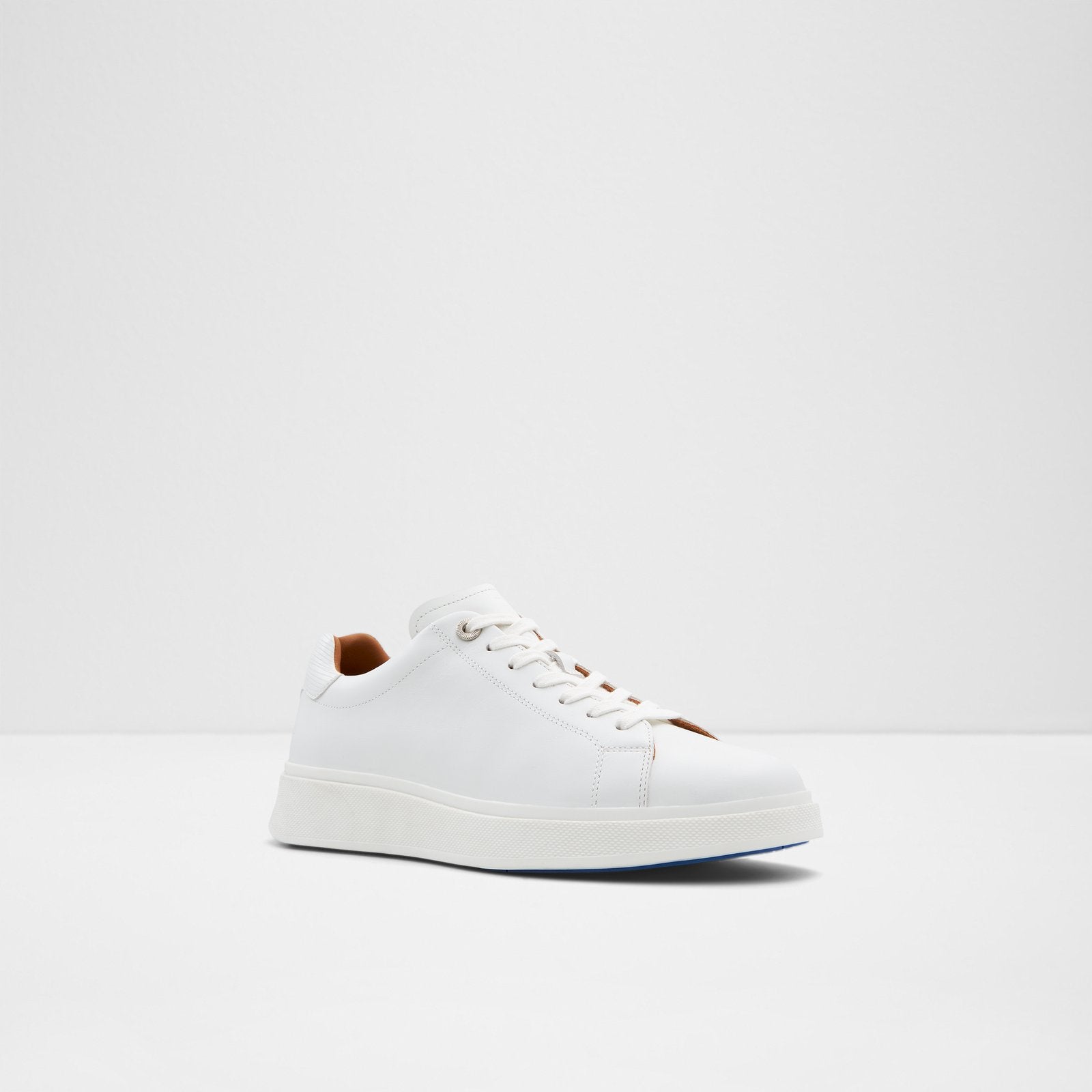 Umpire Men Shoes - White - ALDO KSA